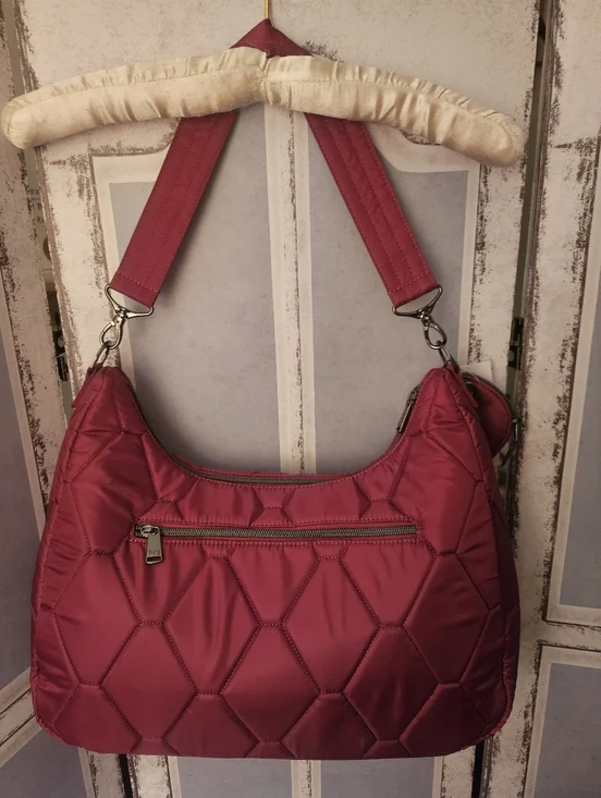 NWT Lug Winger In Raspberry, Sold Out Color - Picture 2 of 11
